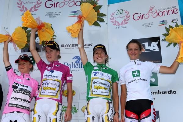 The jersey holders : Emma Pooley (Cervelo Test Team)[GC], Judith Arndt (Team Columbia)[points], Mara Abbott (Team Columbia)[mountains] and Lizzie Armitstead (Lotto Belisol)[young]