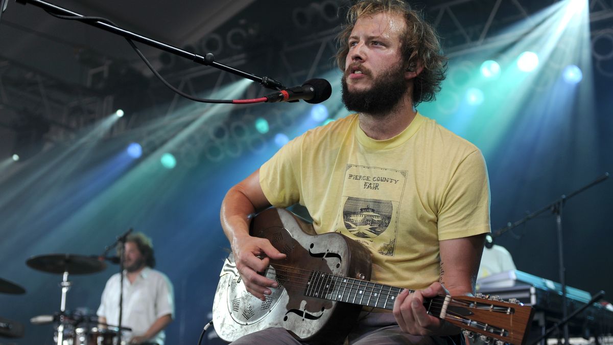 How Bon Iver made a Platinum-selling record with two guitars and a ...
