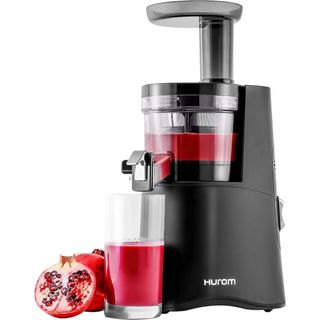 Hurom H-AA Slow Juicer against a white background.
