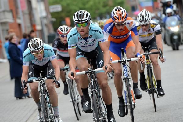 Boonen drove a group to catch the breakaway, then split that group