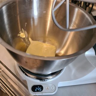 Kenwood Titanium Chef Baker containing and weighing butter to start with recipe