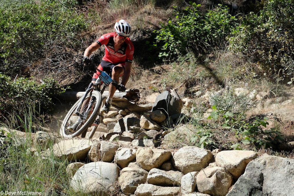 Todd Wells (Specialized) was having a solid ride and no tire problems today.