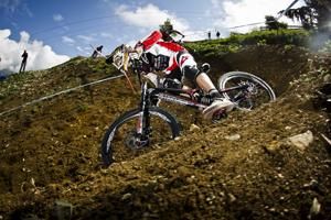 Greg Minnaar (Santa Cruz Syndicate) racing in Leogang