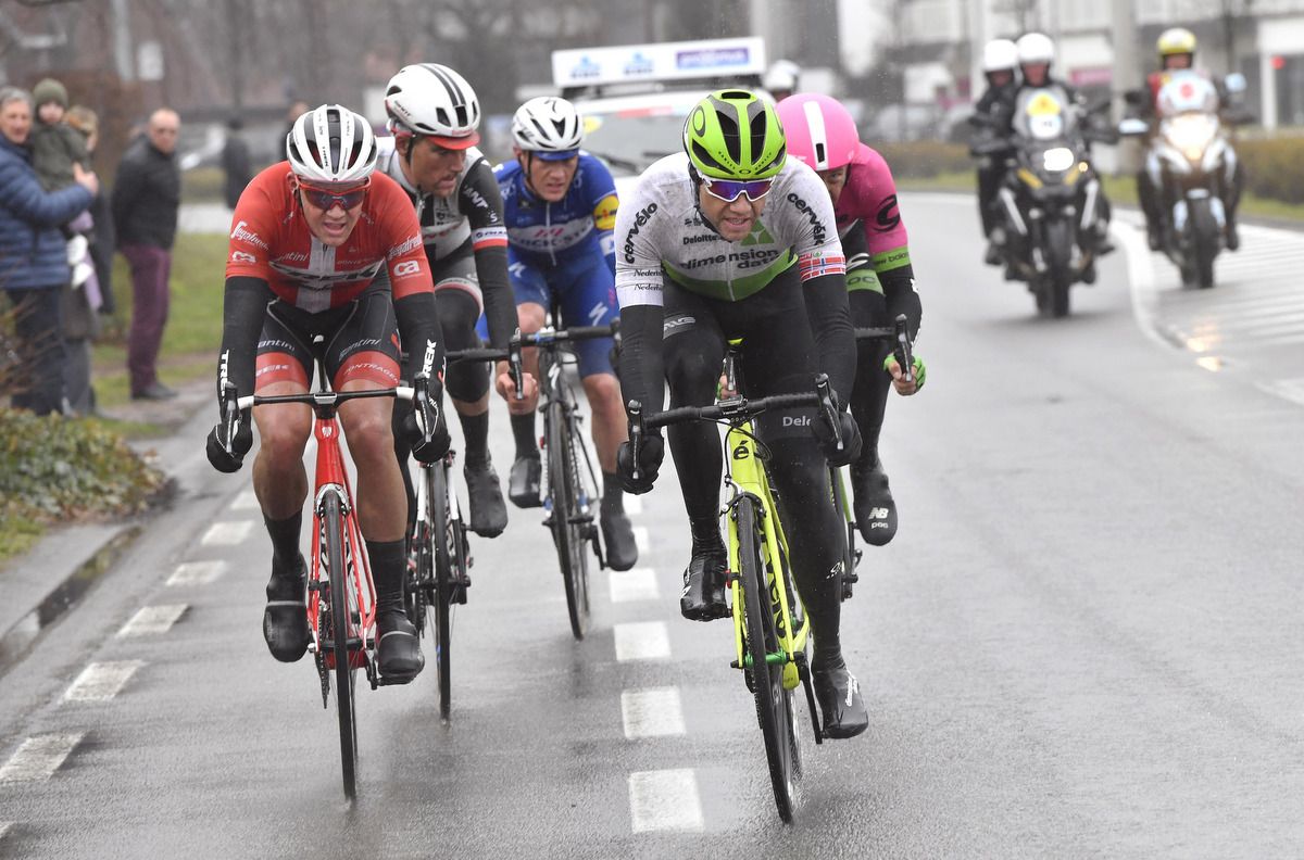 Edvald Boasson Hagen (Dimension Data) at the front of the winning move