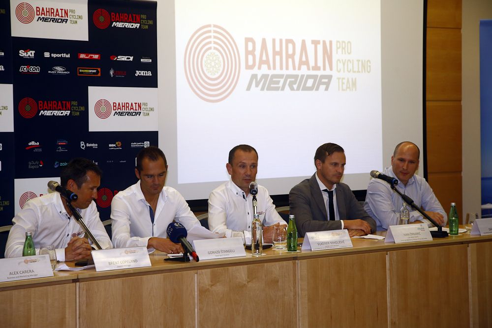 Manager Brent Copeland and the 2017 Bahrain Merida sport directors