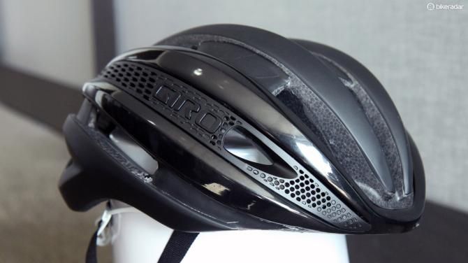 According to Giro, the so-called 'Aero Mesh' side panels not only improve ventilation and aerodynamic performance but they also provide a convenient place to stash sunglasses