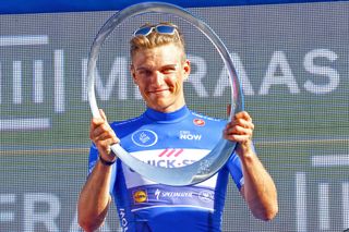 Marcel Kittel (QuickStep Floors) with his 2017 Dubai Tour trophy