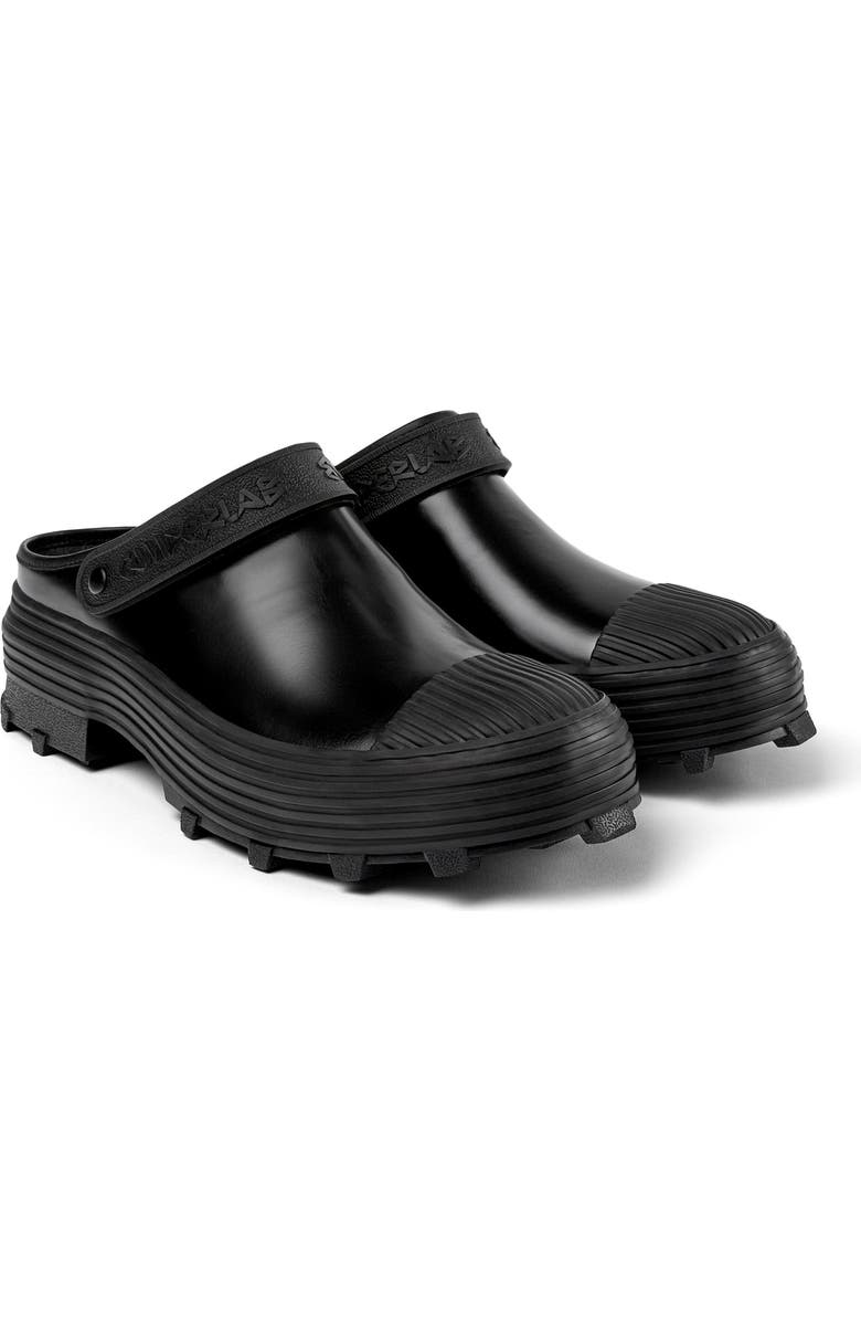 Gender Inclusive Traktori Clog