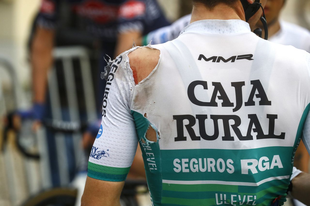 Volta ao Algarve 2022 48th Edition 1st stage Portimao Lagos 1991 km 16022022 Jonathan Lastra ESP Caja Rural Seguros RGA Injury photo Roberto BettiniSprintCyclingAgency2022