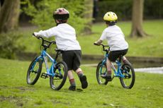 kids' bike helmets