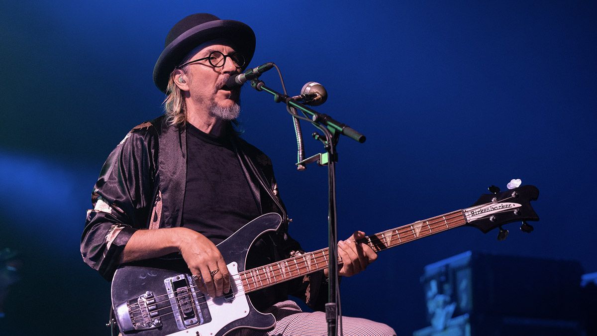 “If I wanted to play like Geddy Lee I’d play a blackandwhite