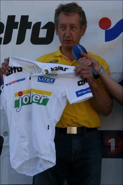 Best young rider Wilco Kelderman couldn't make the podium due to a crash in the final stage which required he go to hospital.
