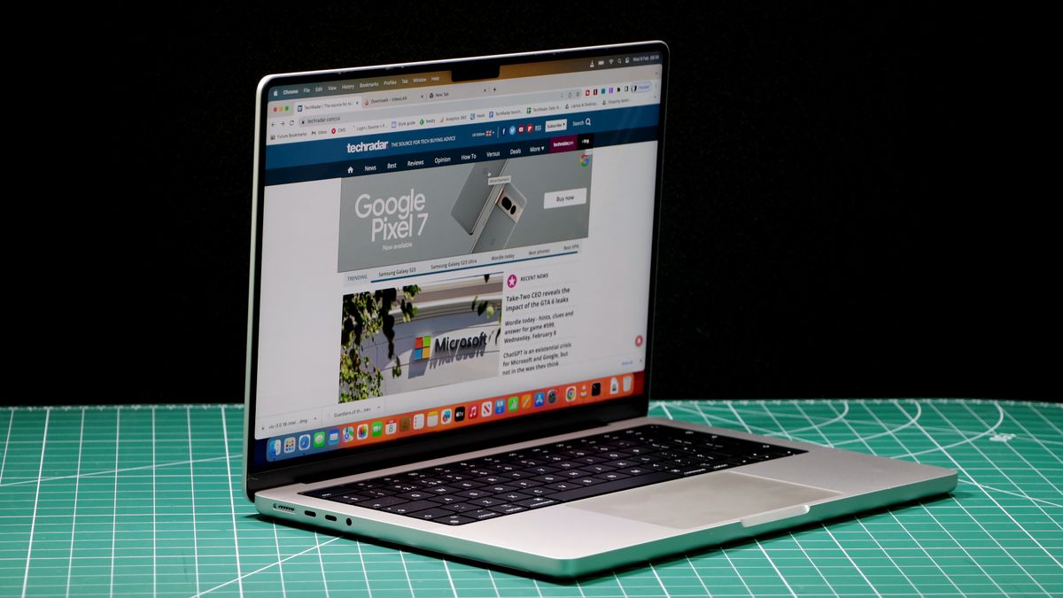 MacBook Air 15-inch Vs MacBook Pro 14-inch | TechRadar