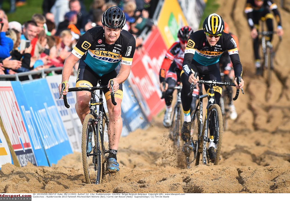 Bart Wellens and Corne van Kessel get a lap in.