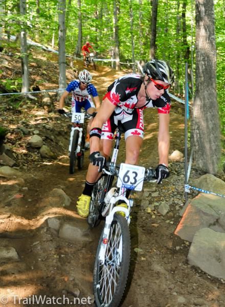 Andrew L'Esperance (Canada) descends