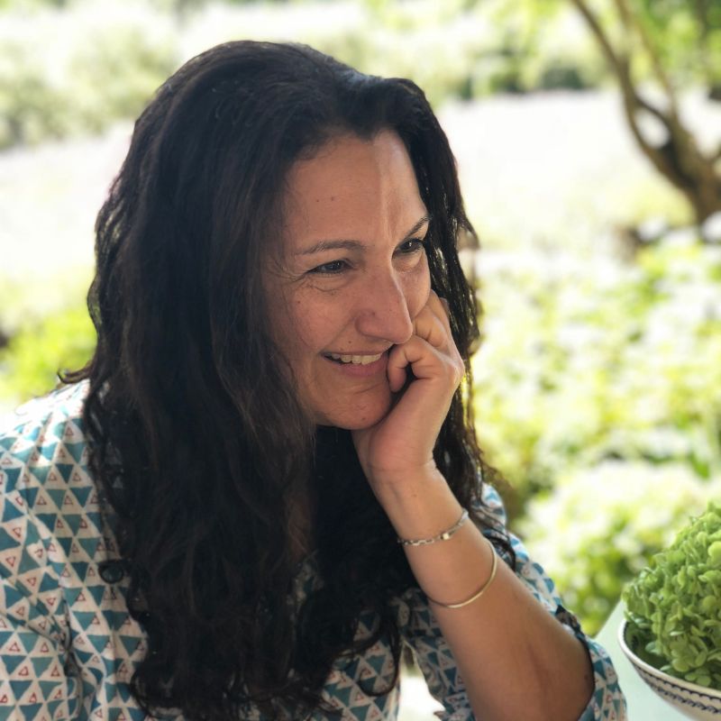 headshot of Sara Bengur