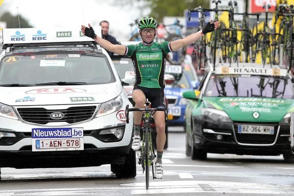 Thomas Voeckler (Europcar) solos to the win in the 2012 Brabantse Pijl