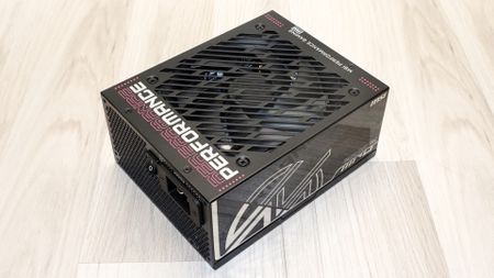 MSI MPG Ai1600TS PCIE5 PSU