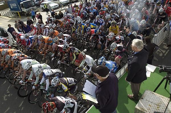 They're off: The start to the 2010 Lakes Oil Tour of Gippsland in Wonthaggi.