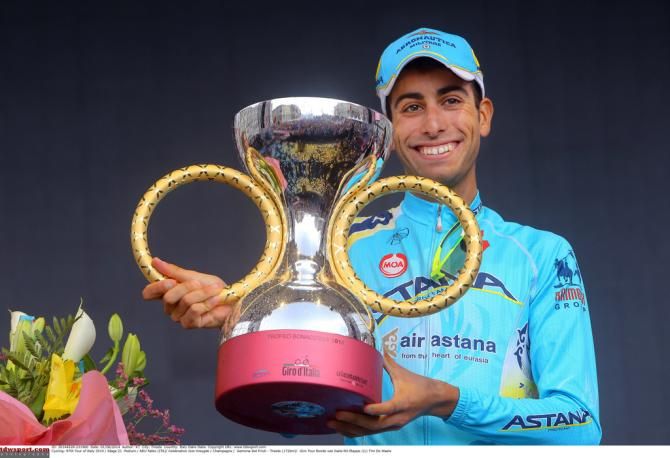 Fabio Aru (Astana) shows off his trophy