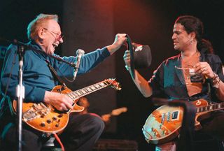 Les Paul onstage with Slash