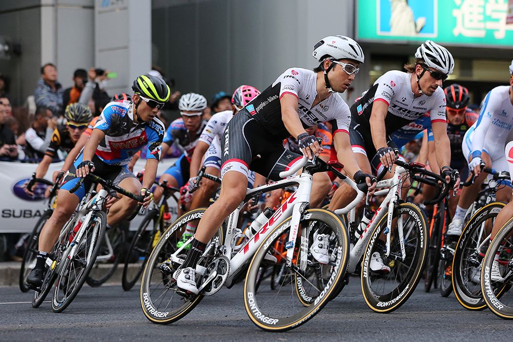 Trek's Fumiyuki Beppu and Fabian Cancellara in the bunch.