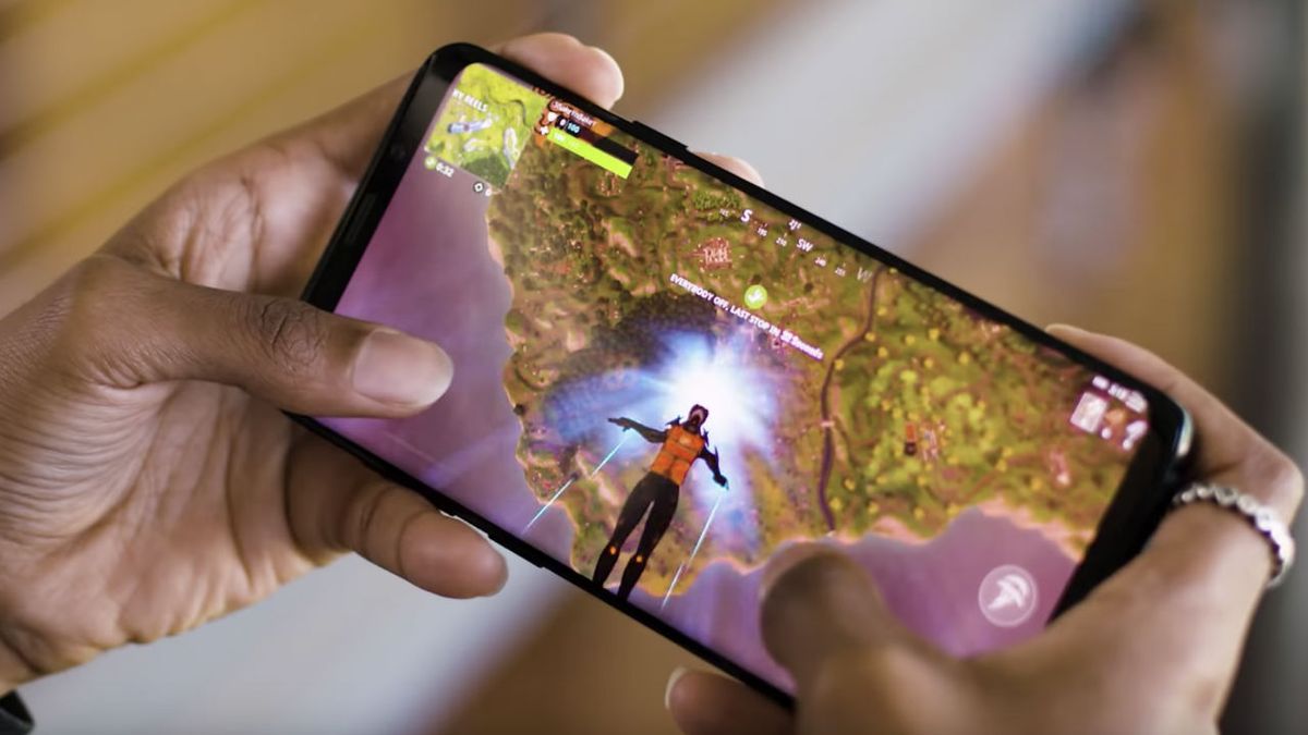 fortnite mobile is available on android now if you have a samsung galaxy device everyone else gets it next week gamesradar - skin galaxy s7 edge fortnite