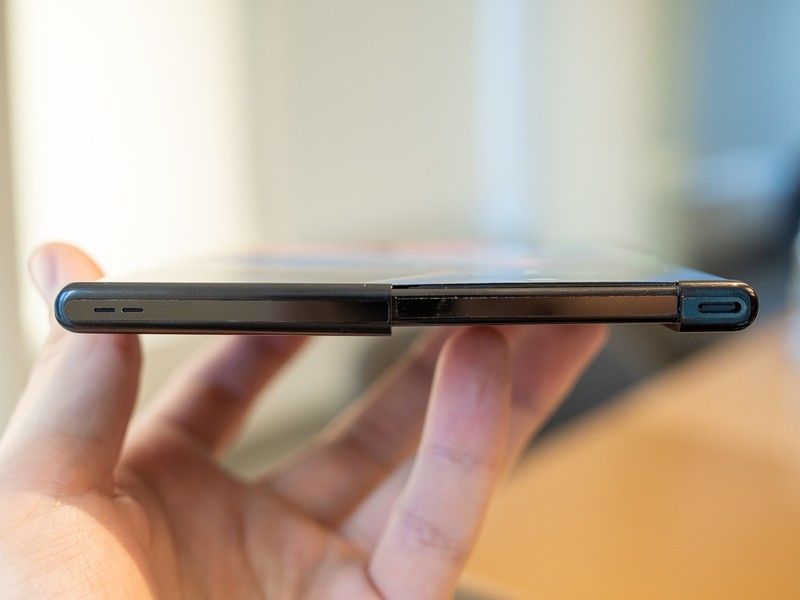 TCL rollable concept prototype