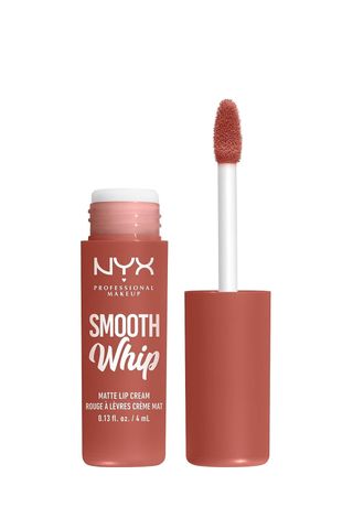 Nyx Smooth Whip Matte Lip Cream in Kitty Belly
