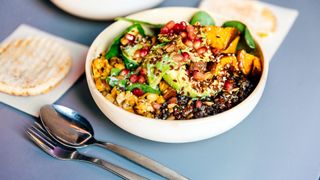 Bowl of lentil salad, one of the ways to avoid intermittent fasting mistakes with food