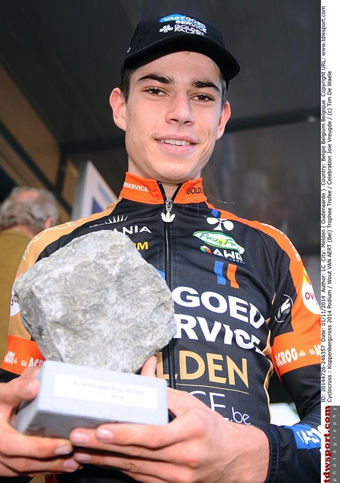 Wout Van Aert (Vastgoedservice - Golden Palace Cycling Team) with the trophy