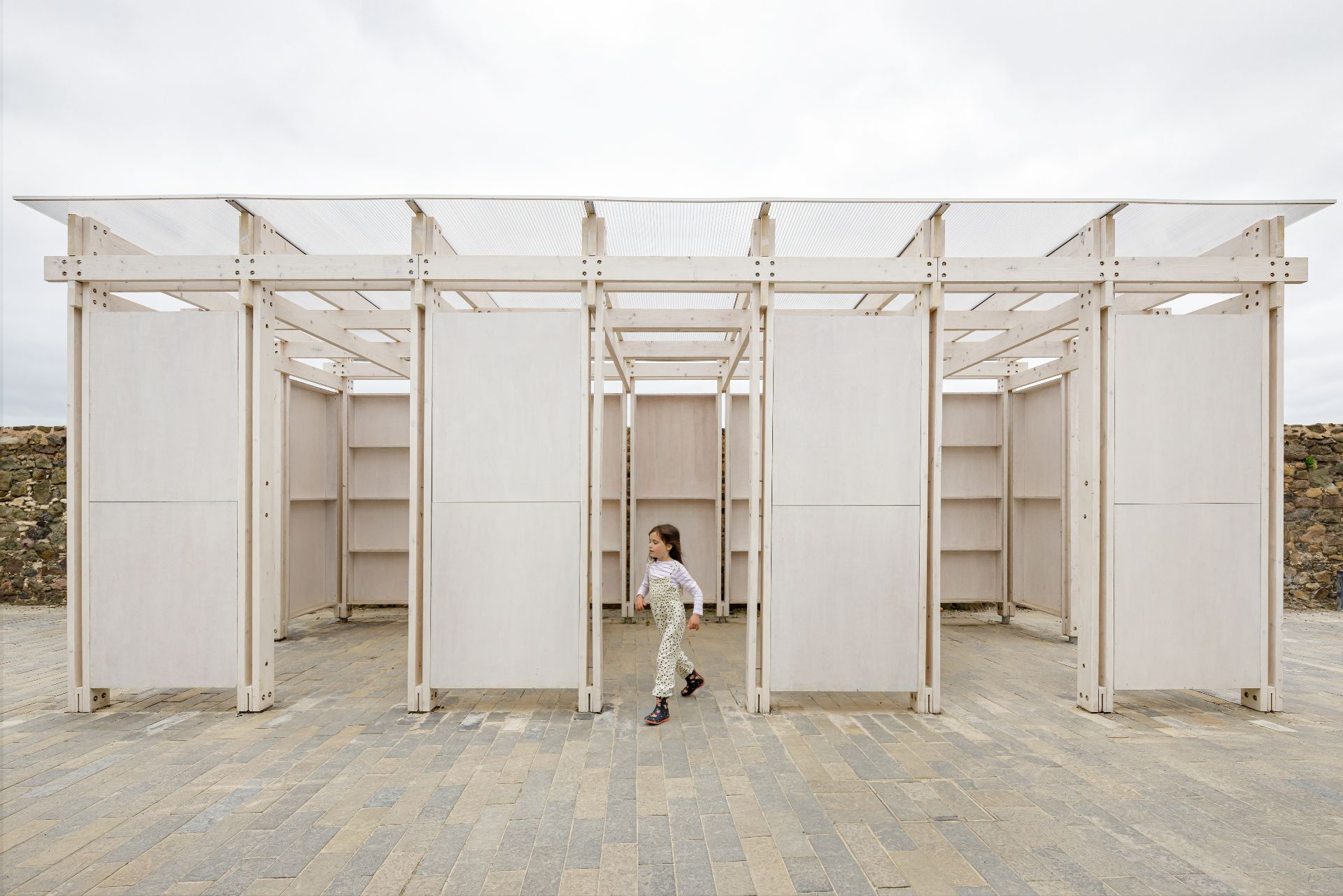 Calton Hill Play Shelter