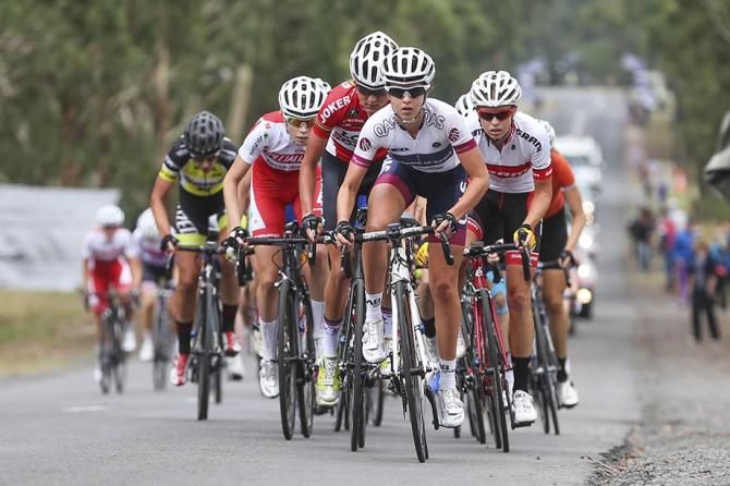 Ellin Skeritt leads the peloton