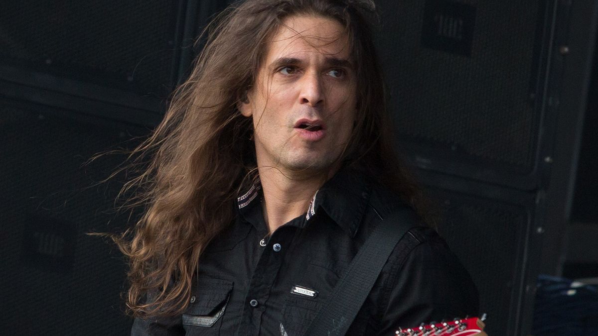 Kiko loureiro