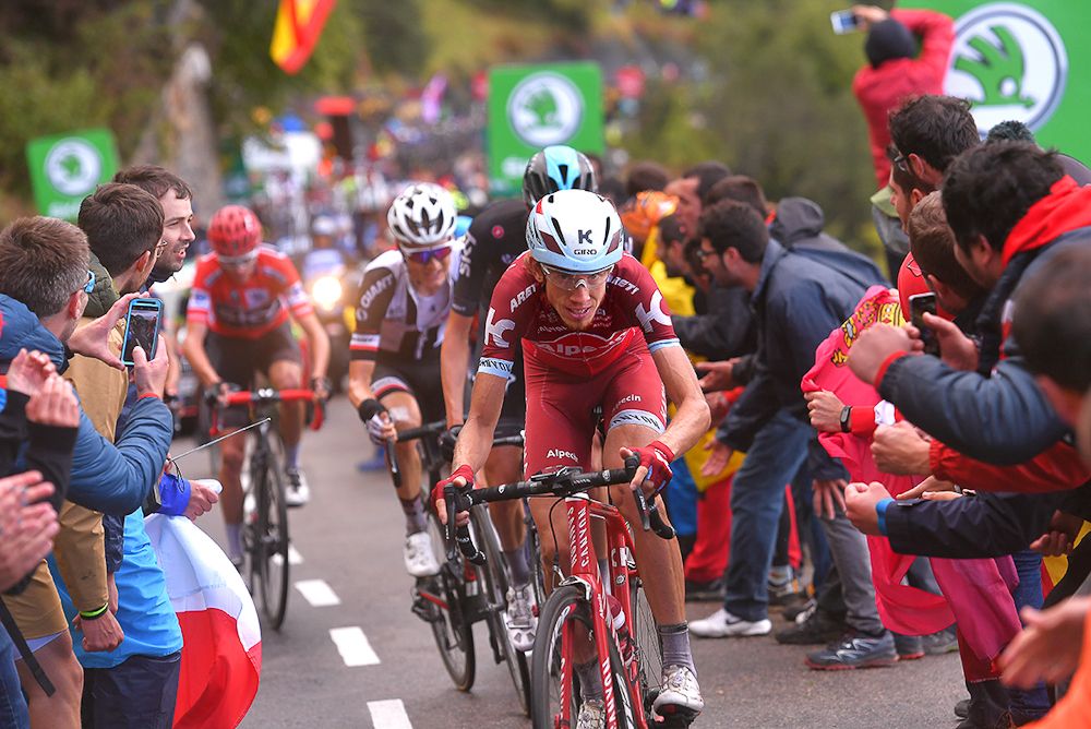 Ilnur Zakarin leads Wilco Kelderman up the Angliru