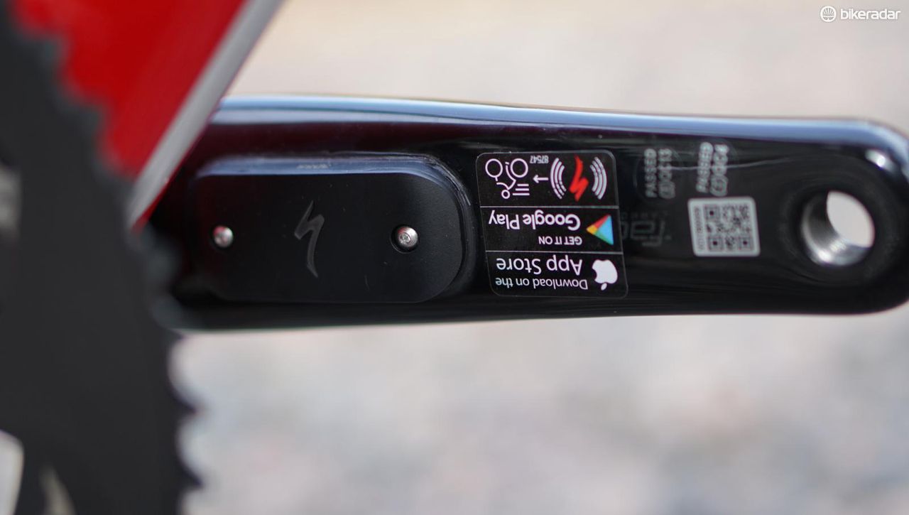 The Power meter works on ANT+ and Bluetooth