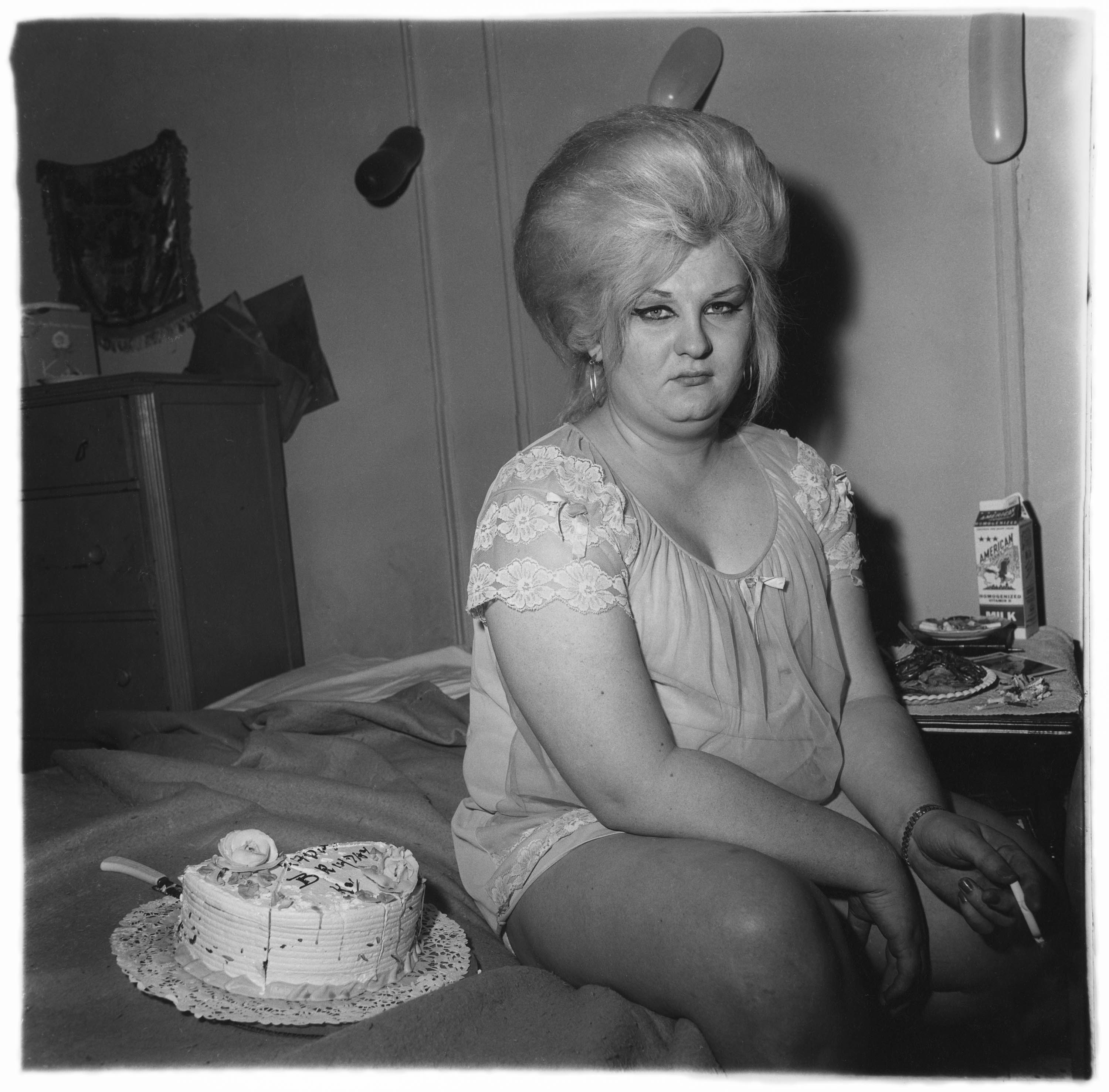 Diane Arbus, Transvestite with her birthday cake, N.Y.C. 1969 