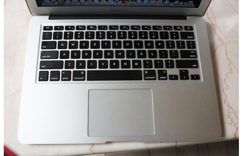 Macbook Air 13 Review 13 Inch New Macbook Air Benchmarks Laptop Mag