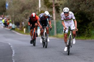 Strade Bianche on the horizon but Milan-San Remo on the mind &ndash; Tadej Pogačar sets unofficial Strava record on the Cipressa