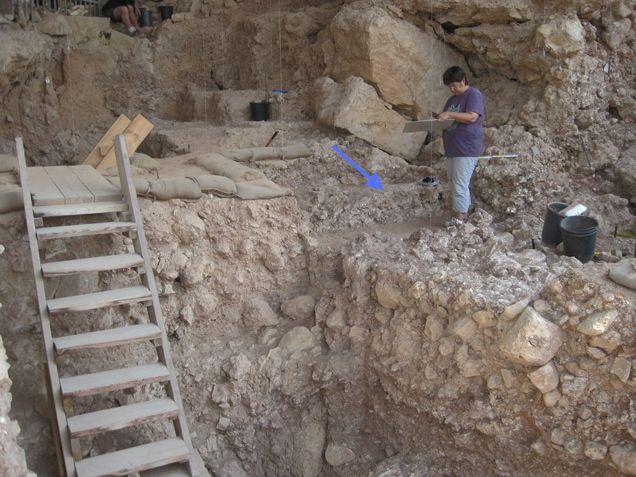 Qesem cave being excavated