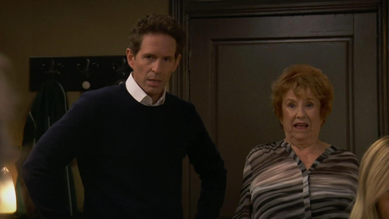 Lynne Marie Stewart and Glenn Howerton looking forward in It&#039;s Always Sunny in Philadelphia.