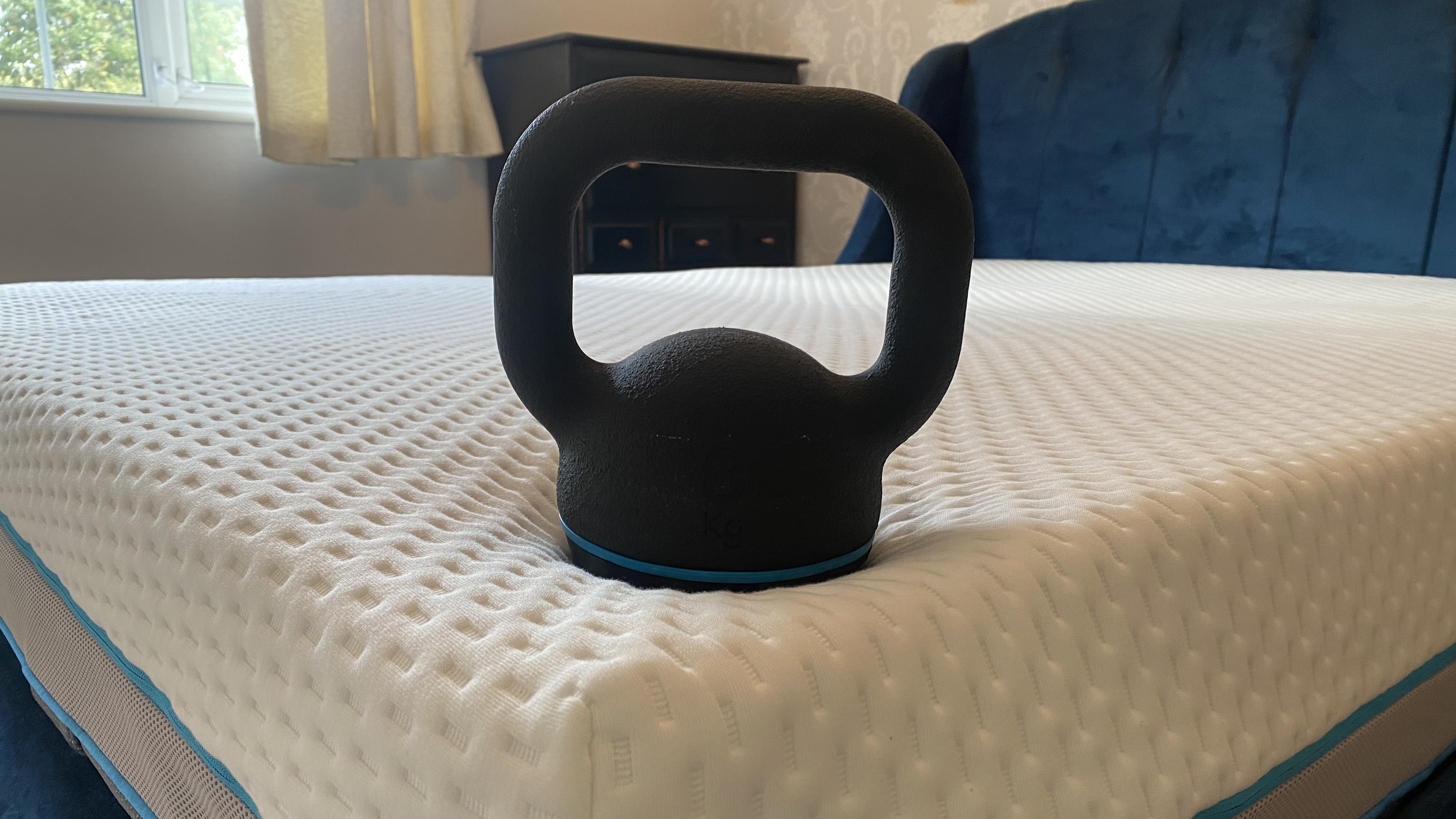 Simba Hybrid Ultra 8kg corner test