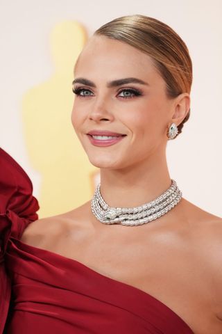 Cara Delevingne Oscars 2023 Beauty look