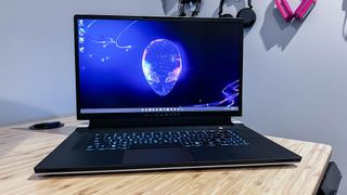 Dell Alienware m17 R2 gaming laptop