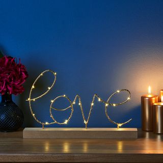 blue wall love sign led light