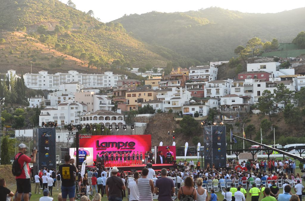 Lampre-Merida on stage