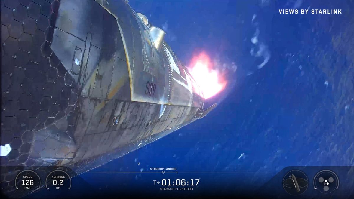 A screencap of SpaceX's Starship Flight 12 test flight.