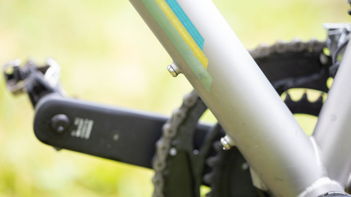 Moots Routt RSL detail of third bottle mount