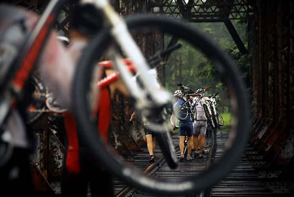 The second bridge crossing over the Reventaz&oacute;n River, one of Costa Rica's favorite for rafting.