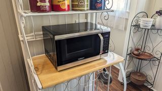 Cuisinart CMW-70 0.7 Cu. Ft. Microwave being tested in writer's home